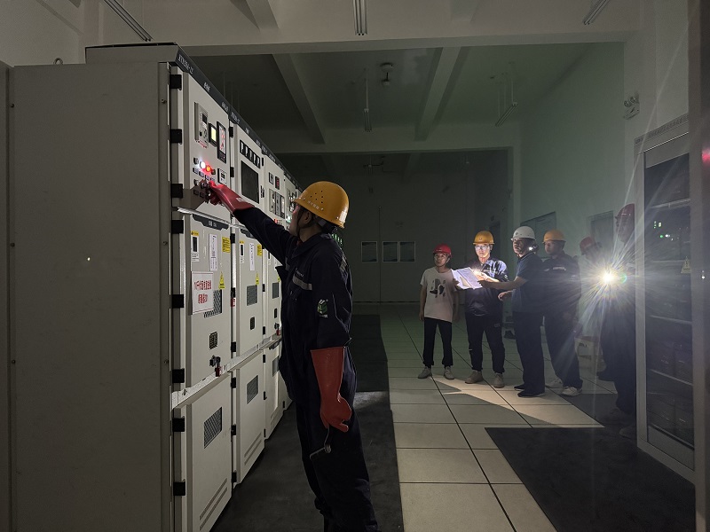 捷报！神木恒稳公司10千伏线路成功送电 项目建设迈入新阶段