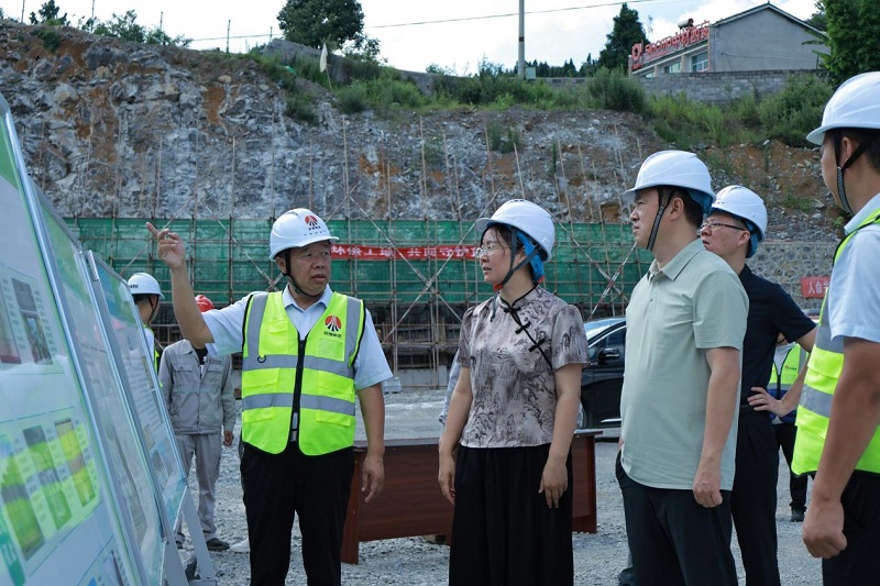 中国银行到陕渝建材公司开展项目融资实地核查与交流